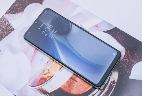 华为畅享10e正式发布强劲续航实力派影音娱乐更舒心