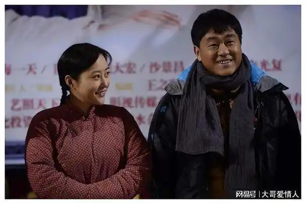 演员何冰为什么结婚几十年零绯闻看看他的妻子是谁就知道了