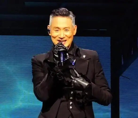 张学友演唱会临时取消,因感染了rsv,喉咙痛到无法正常发!