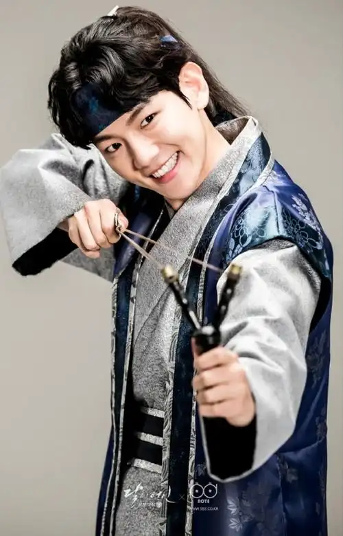 边伯贤##边伯贤的那年今日