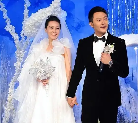 这个男演员一生事业毁在两个女人手里妻子只有脸是真的