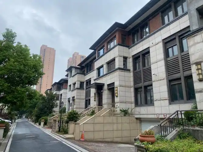 直签,御龙山花园(别墅)二手房,799万,5室3厅,5卫,379平米-常州安居客