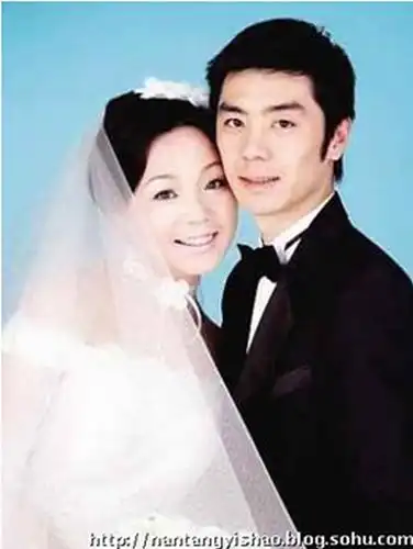 闫妮老公王玮简历 - 搜图片 - www.wangmingdaquan.cc