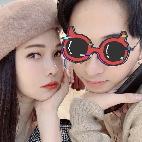 50岁伊能静晒幸福老公秦昊抱女儿米粒太有爱儿子哈利颜值帅翻