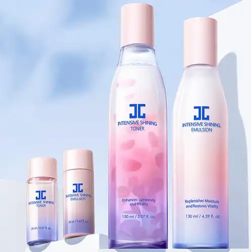 jayjun是2016年度美妆界的黑马,仅一年就斩获cosmo等