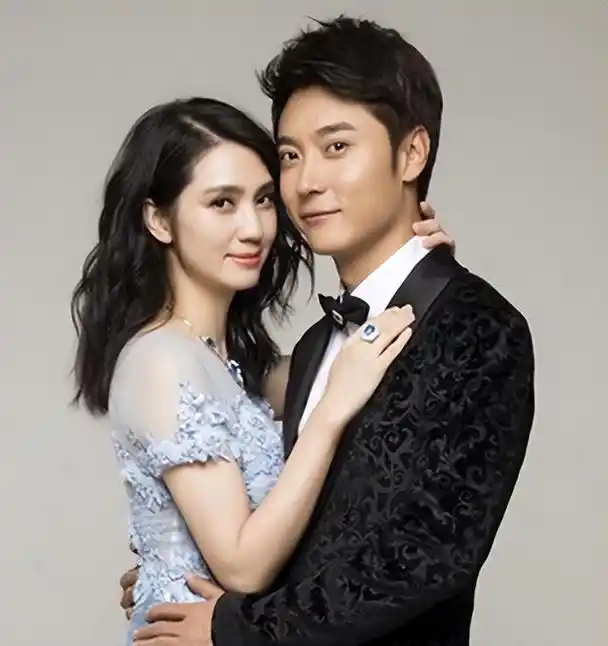 小李琳:二婚嫁小6岁穷小子被"吃软饭",如今丈夫红到令人嫉妒