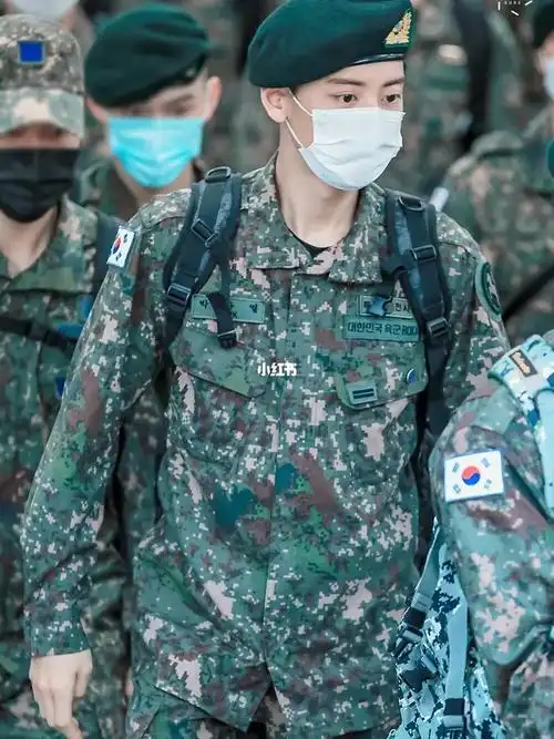 98灿烈穿军装也太帅了吧救命6015电影即视感_军装_电影_朴灿烈