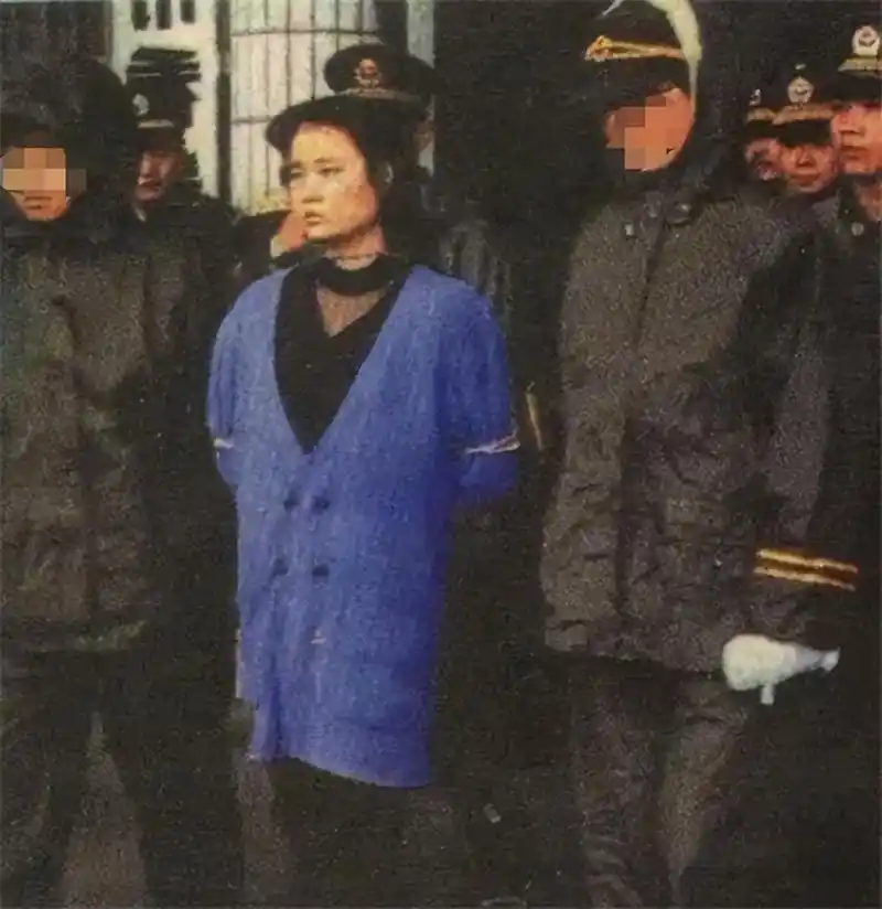 2005年,美女死刑犯毕丽梅,被枪决后"死而复生",却被二次行刑