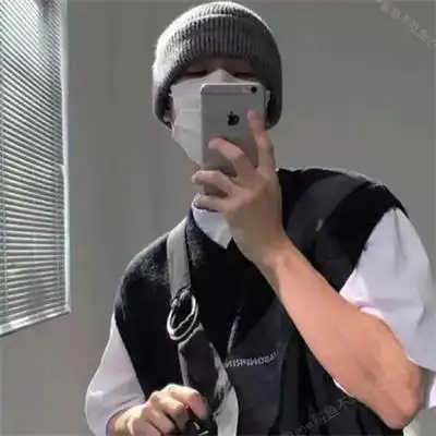 口罩男生侧脸帅气的真人头像 成熟阳光真实的口罩男生头像