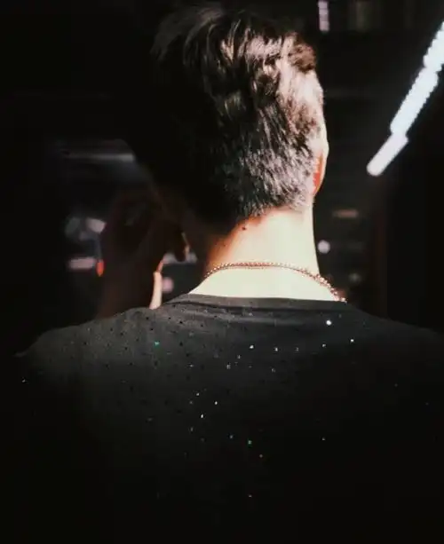 此男该亖的背影杀让多少人神魂颠倒过05#王一博