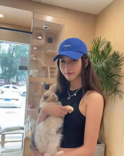 3个锤吴亦凡的女孩林生娅被网暴小g娜遭群嘲都美竹多次绝望