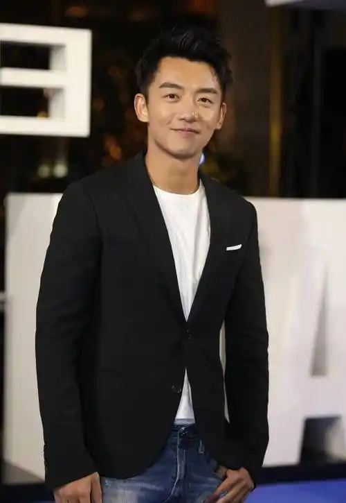 郑恺——爱到深处自然黑!