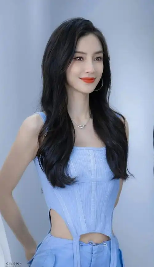 元气十足又一波angelababy美照释出