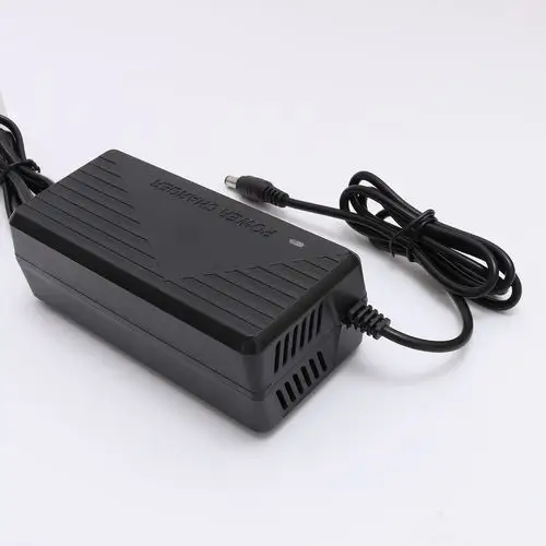 12.6v1a 2a 8.4v1a 2a 21v 25.2v 16.8v2a 12.6v5a8a锂电池充电器