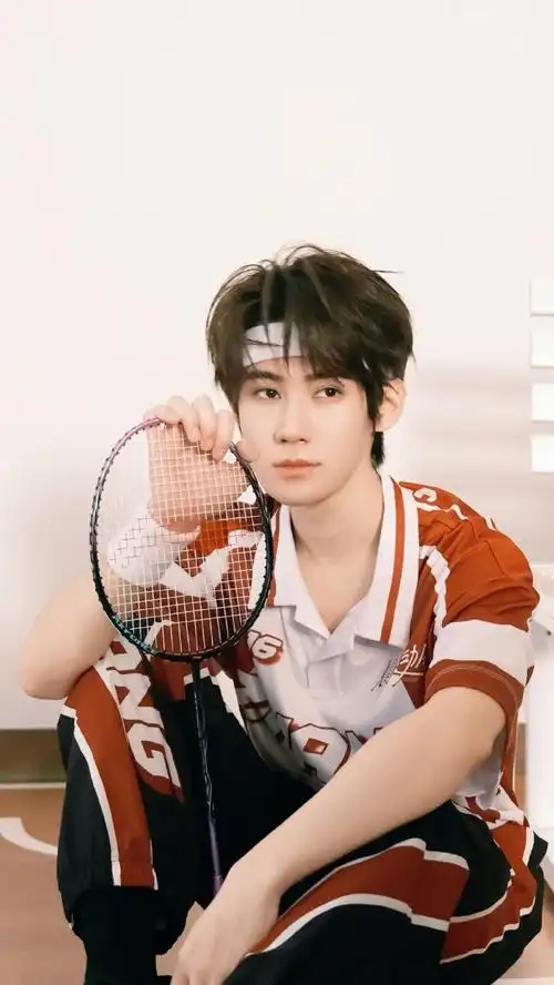 张真源高露洁品牌代言人##张真源奔跑吧