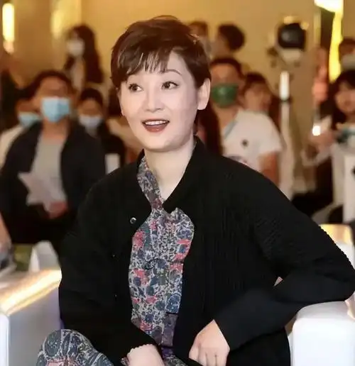 这一次国家一级演员徐帆的处境给老演员们提了醒