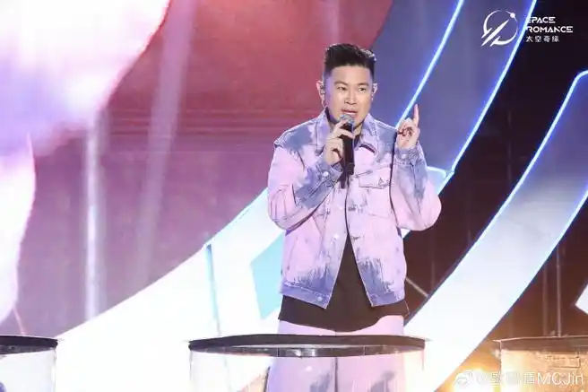 741592@王力宏    武汉的朋友们, 下次见!