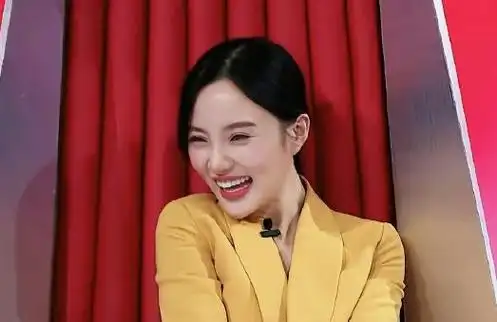 李小璐大尺度照曝光,这也太辣眼睛了.