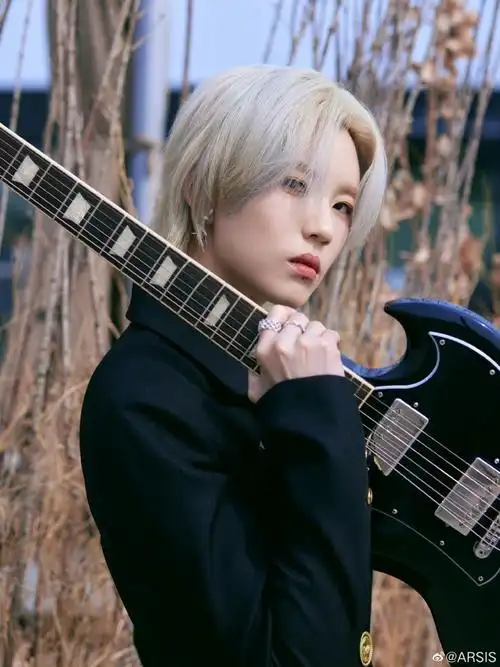 陆柯燃##arsis##陆柯燃[超话]##arsis人物志##明星同款##时尚配饰