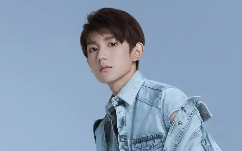 王源,偶像,清新,电脑壁纸,壁纸阳光少年王源