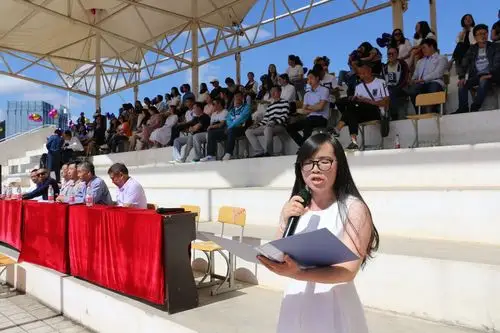 昭通市实验中学隆重举行高三年级毕业典礼暨高考壮行仪式