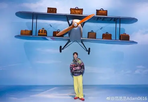 范丞丞/壁纸/ninepersent/侵权删