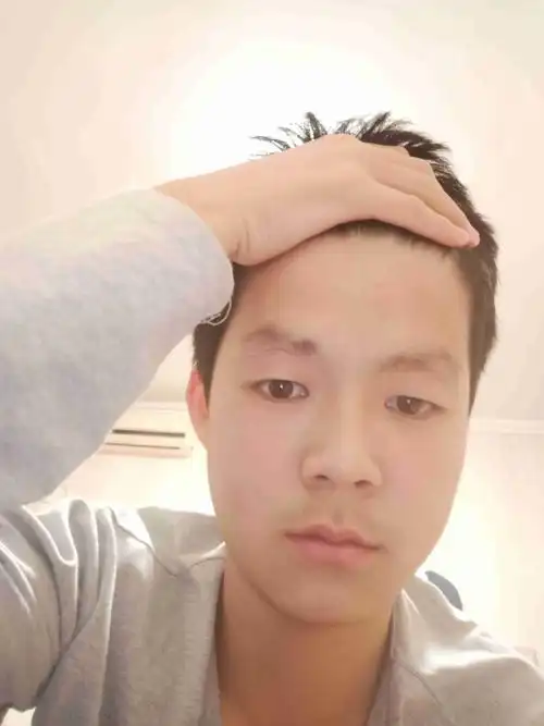 最丑的发型有哪些 最丑的发型有哪些男