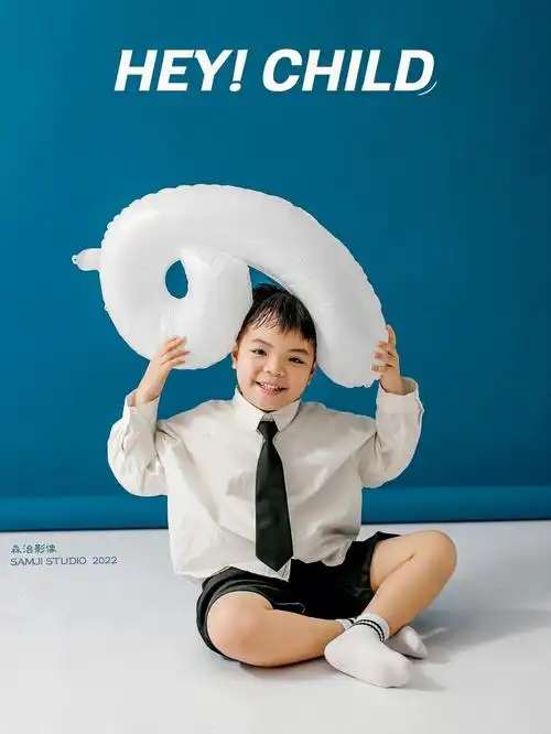 6岁儿童欢乐多创意简约儿童写真