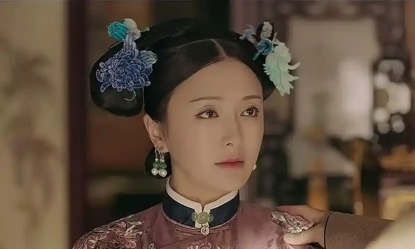 秦岚成为"最美皇后"还抢了女主风头,难怪琼瑶那么说