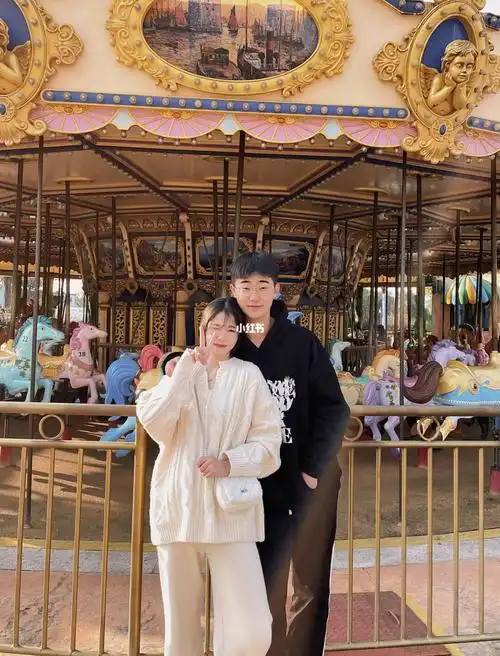 163&186身高差情侣氛围感照07