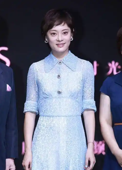 37岁"娘娘"孙俪新造型曝光!留长发穿碎花裙,美到不敢认!