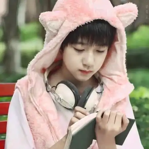 贺峻霖是全世界最棒的小朋友了.