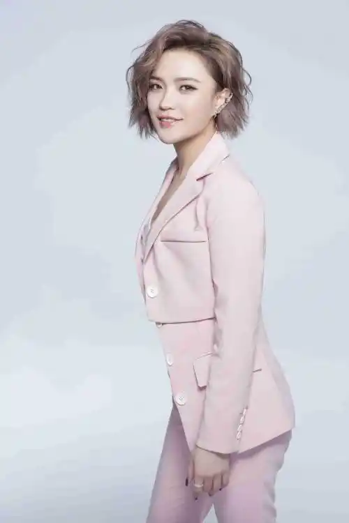 庄心妍出场费丨庄心妍商业演出活动