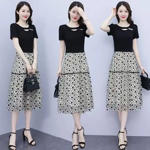 网红款2024夏装女生时尚新款显瘦碎花拼接连衣裙精品女装气质修身