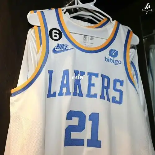 湖人75周年复古球衣