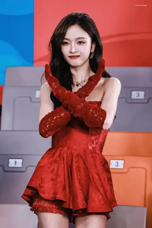 吴宣仪所向披靡的我们##吴宣仪红衣热舞饭拍