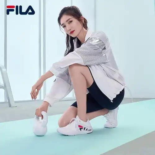 江疏影同款fila斐乐运动女鞋高尔夫训练鞋2021新款综训鞋轻便透气休闲