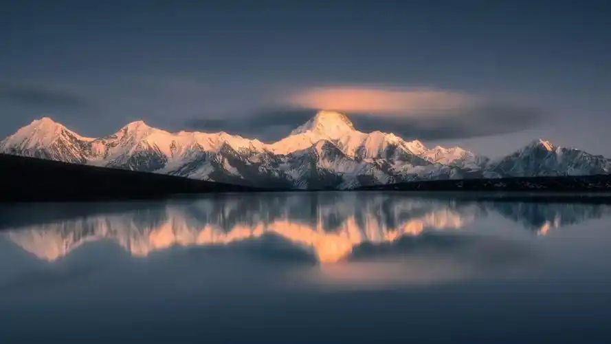 关注 川西秘境 遇见另一个自己 2021-08-3154327浏览分类:风景 1057 2
