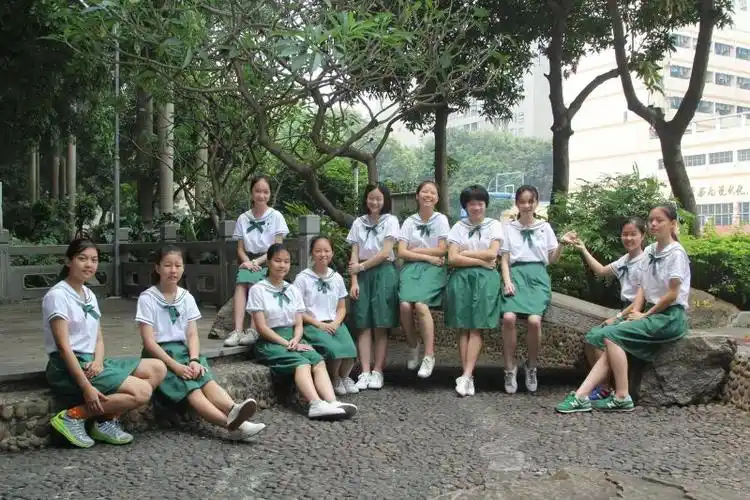 广州市白云区培英实验中学