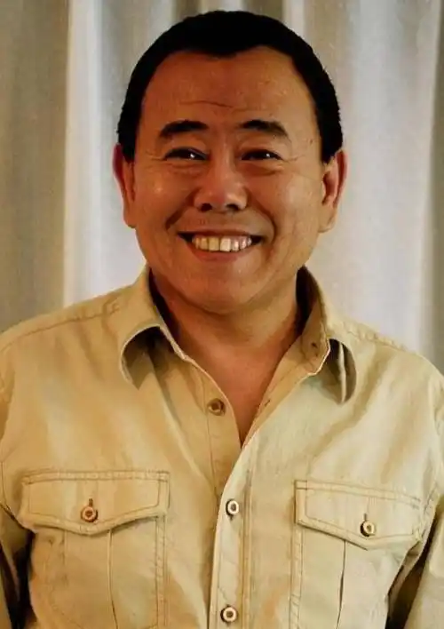 63岁的潘长江近照曝光,面容憔悴苍老难辨,真实感叹岁月啊_家里人_照片