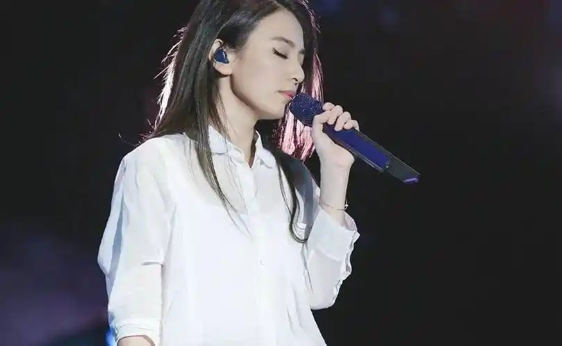 十年,然而这场万众瞩目的追求,最终还是没能成功_hebe_田馥甄_歌曲