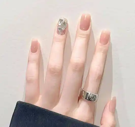 夏天冰透色显白美甲图,短指甲也可以美美哒!越看越爱?