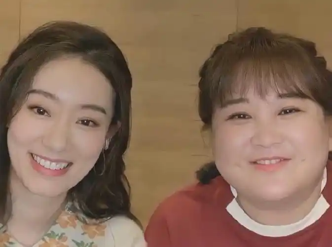 张小斐为贾玲庆生