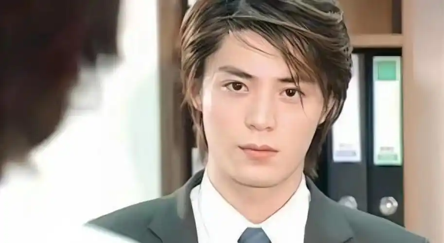 霍建华采访冲上热搜,新剧即将播出,感情过往又被扒出