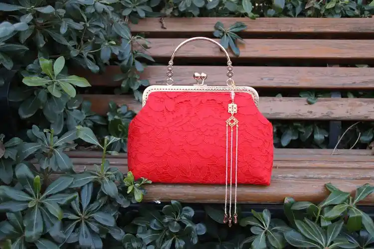 手工大红色新娘中式婚礼结婚包配秀禾服汉服大容量复古流苏口金包