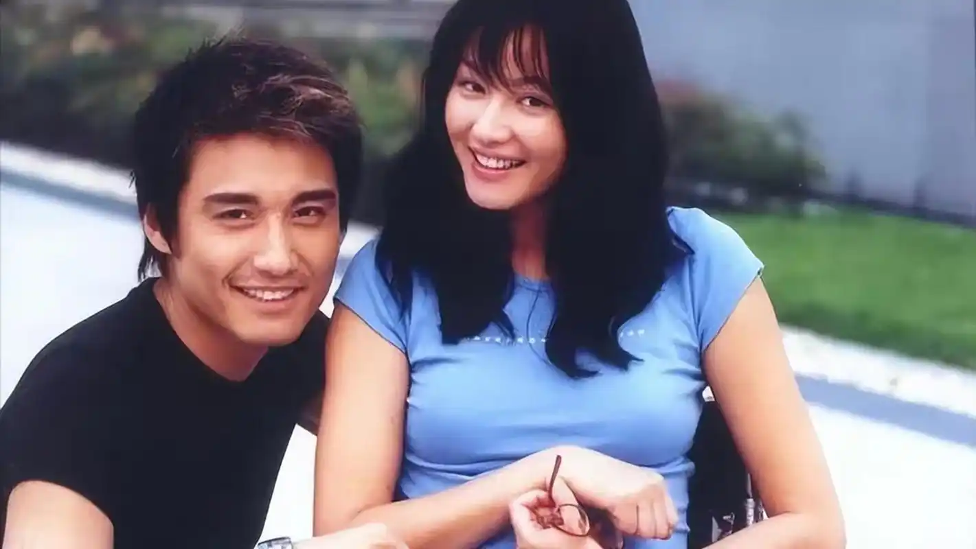 胡兵喜欢瞿颖30年,3次表白被拒,从此他一生未婚她一生未嫁