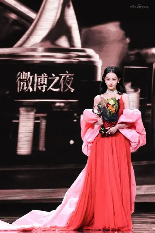 迪丽热巴超话#迪丽热巴wink#230325#迪丽热巴微博之夜#313936