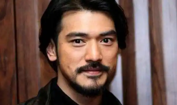 男明星留胡子哪家强王宝强颜值到达巅峰陈坤看起来更像混血