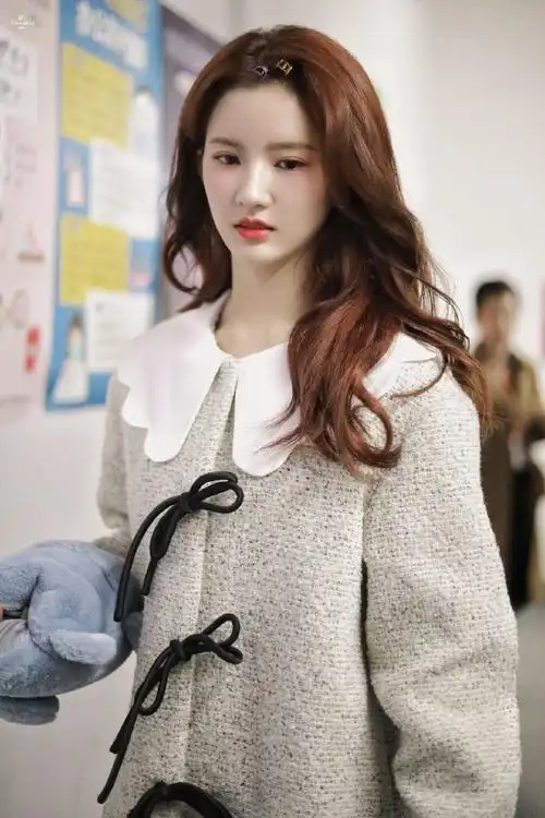 青年演员刘些宁##刘些宁喂给你我的小心心