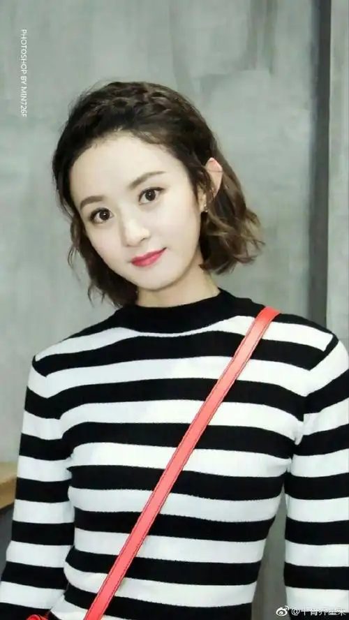 赵丽颖短发美照 毛球同款卷发像洋娃娃(6)_赵丽颖